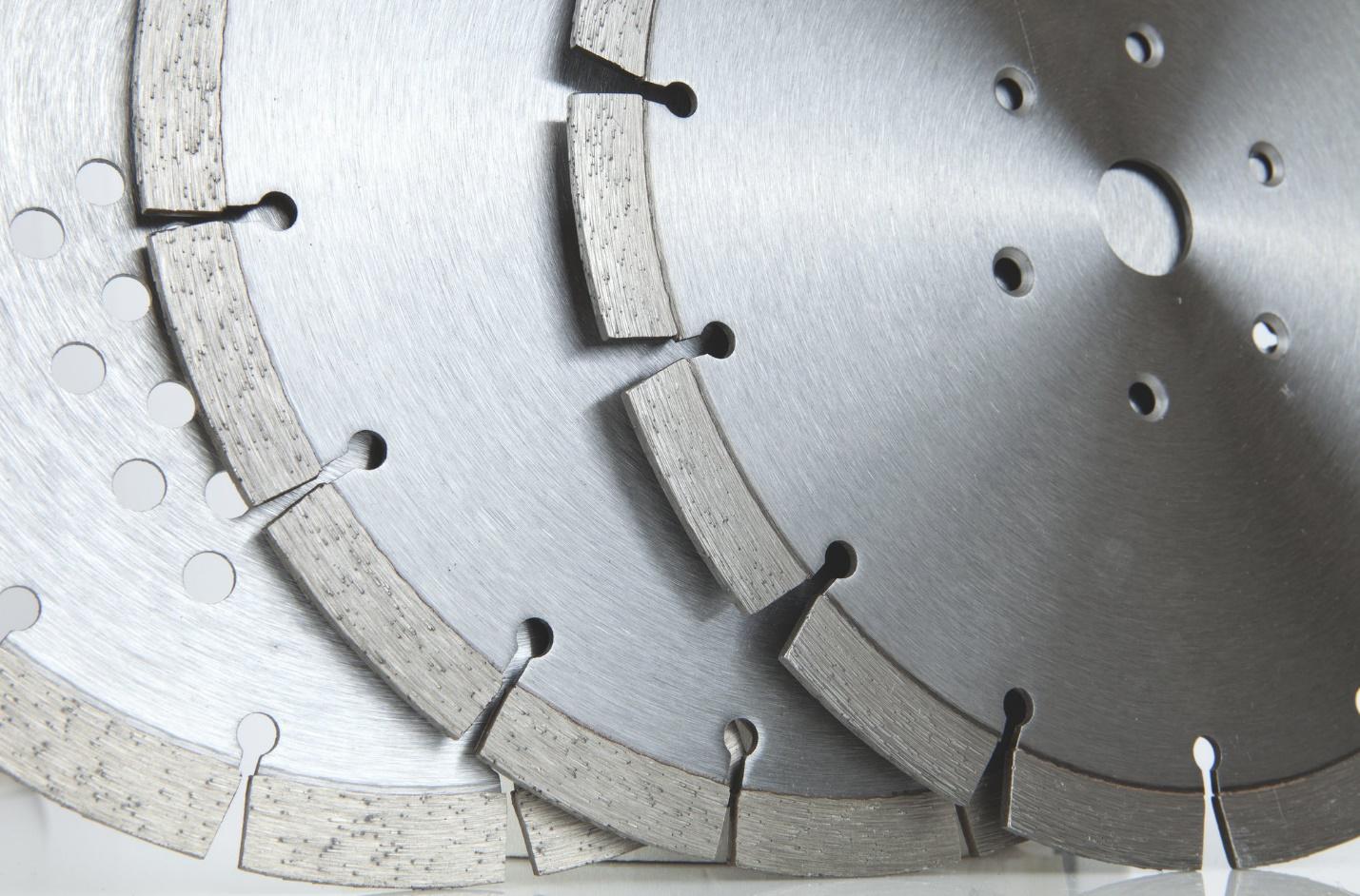 Image of 3 different saw blades