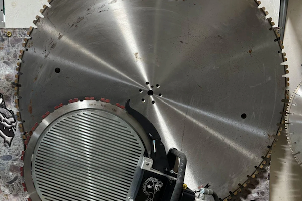Breaking the 10-Inch Barrier: How Hydraulic Ring Saws Deliver Unmatched Cutting Depth