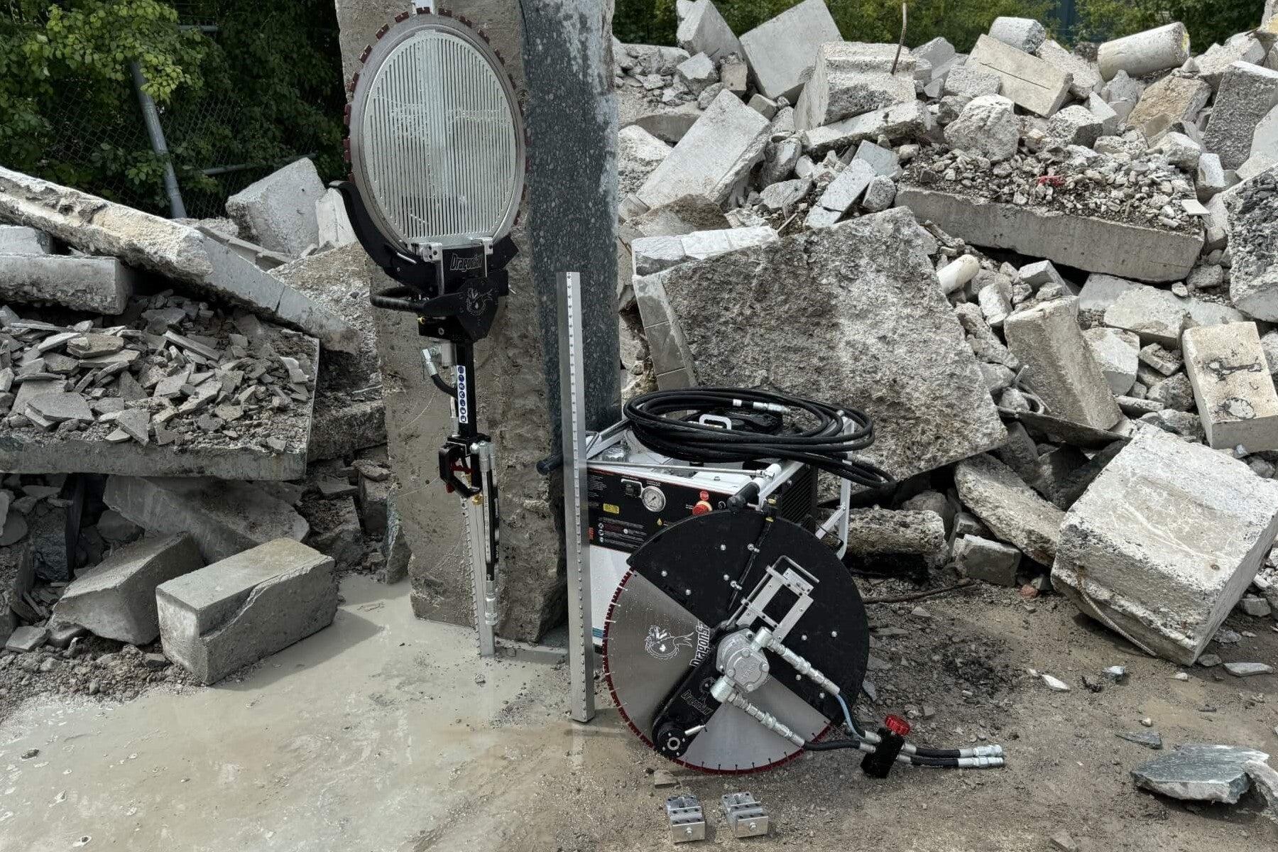 Winter Concrete Cutting in Ottawa: Tips for Efficiency, Safety & Equipment Longevity